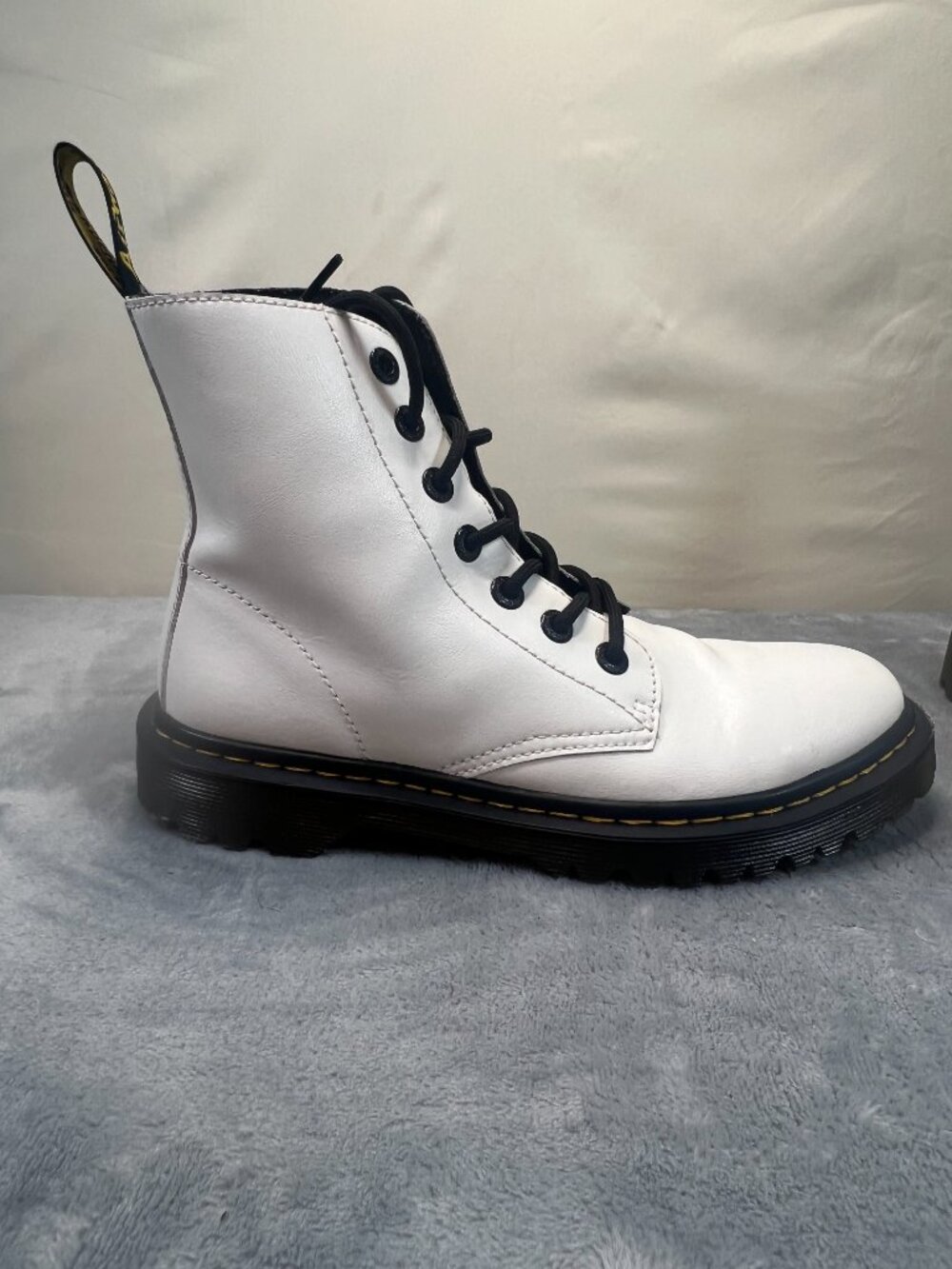 Dr Martens Luana AirWair white boot with yellow trim sz 8 - Picture 4 of 8